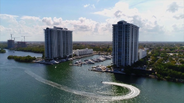 Maule Lake Marina - North Miami Beach