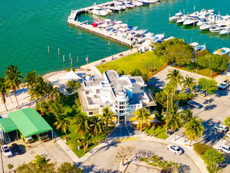 Pelican Harbor Marina