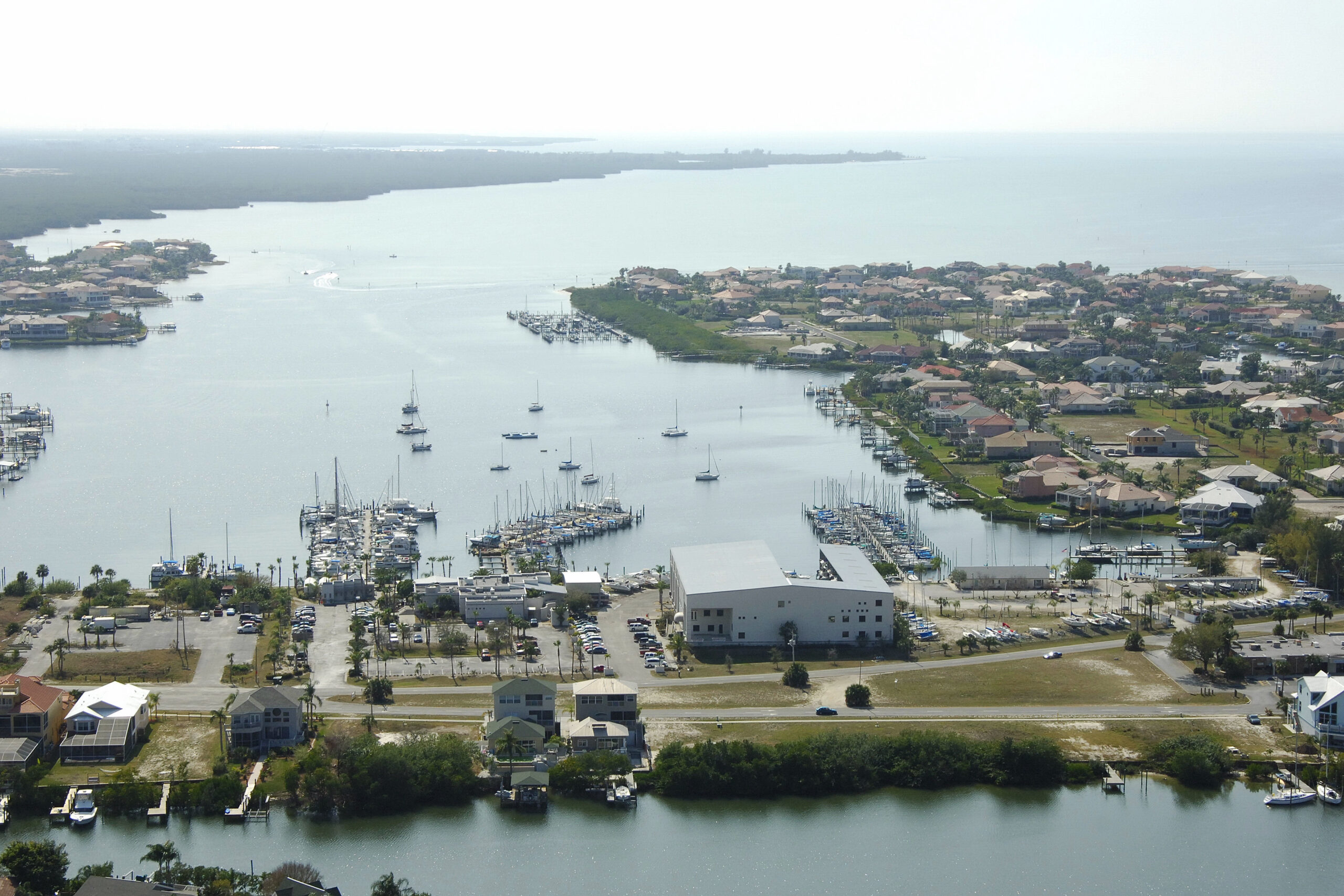 Lands End Marina - Apollo Beach