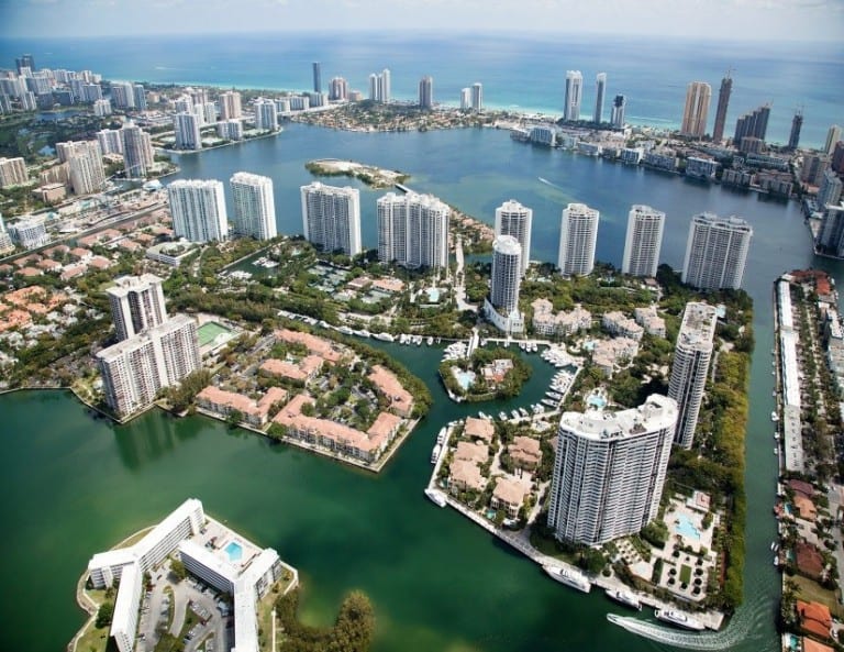 Williams Island Marina