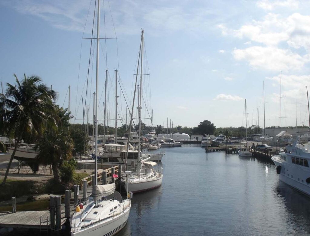 River Bend Marine Center - Fort Lauderdale