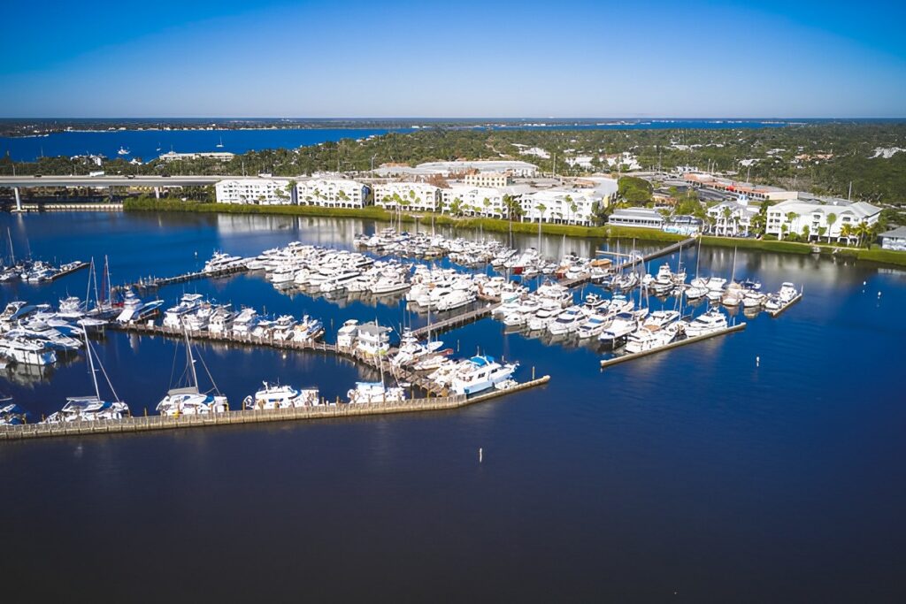 Safe Harbor Harborage Marina