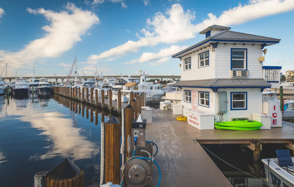 Safe Harbor Harborage Marina