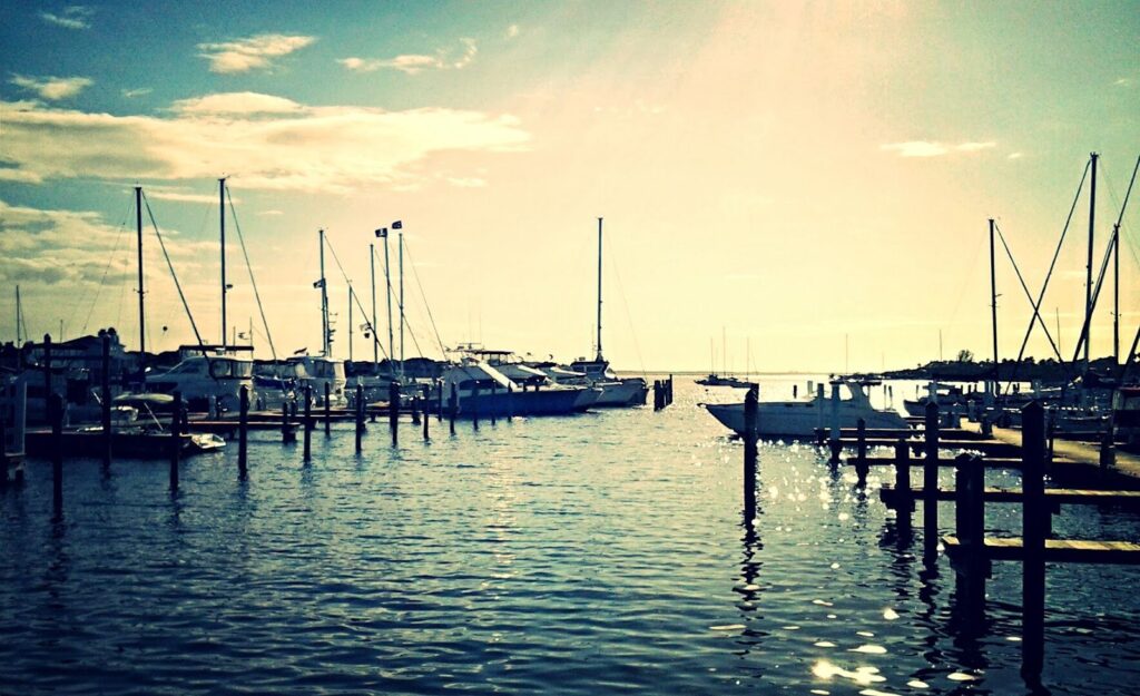 Lands End Marina - Apollo Beach