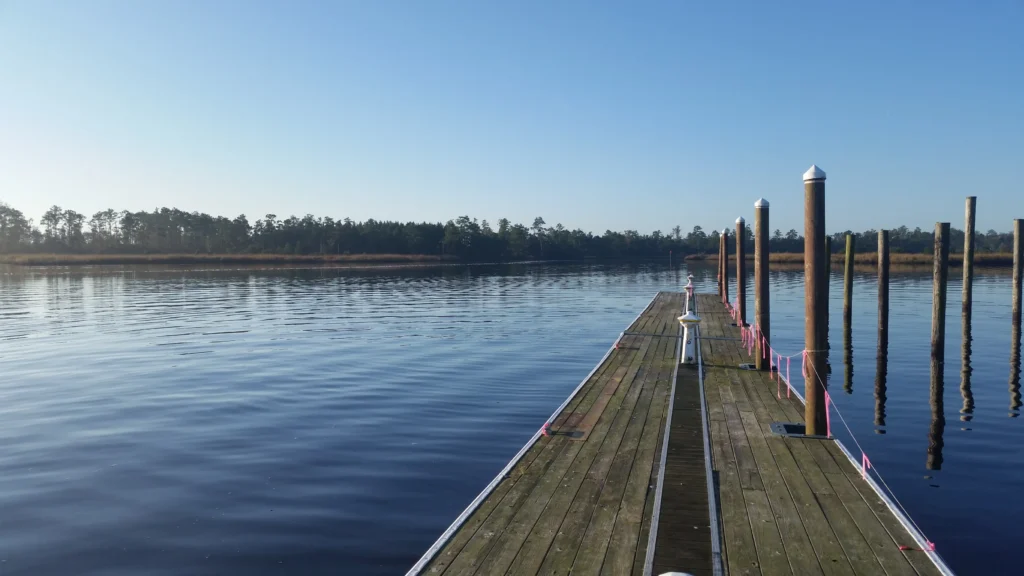 Hurricane Cove Marina