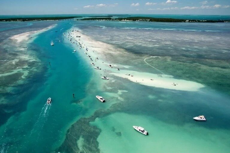 Beach Weekend Marina