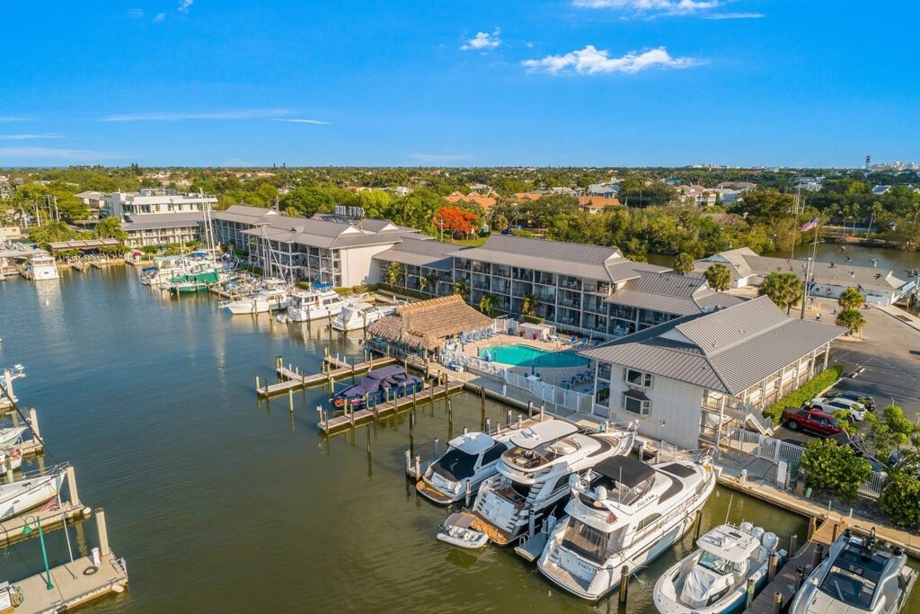 Cove Inn on Naples Bay