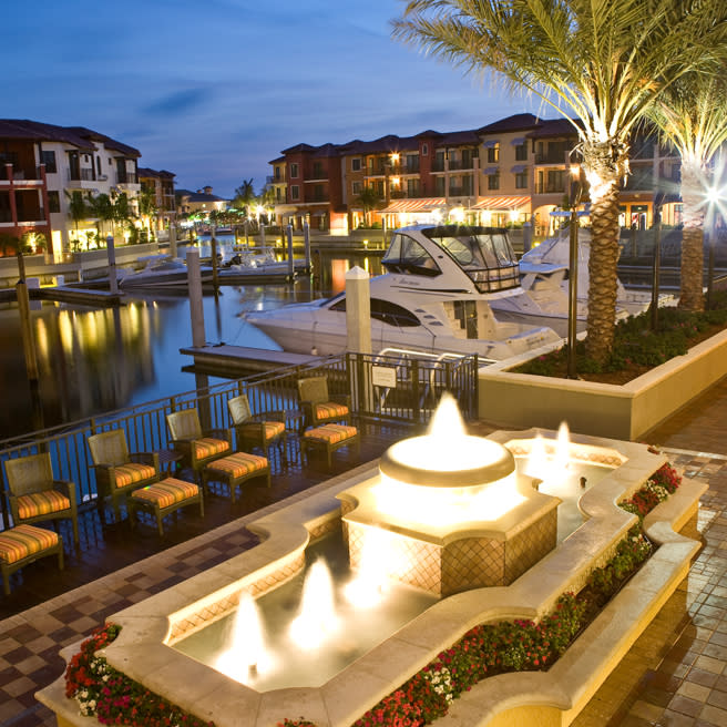 Naples Bay Resort & Marina