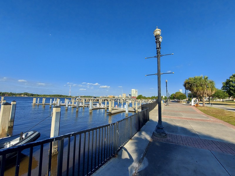 Metropolitan Park Marina