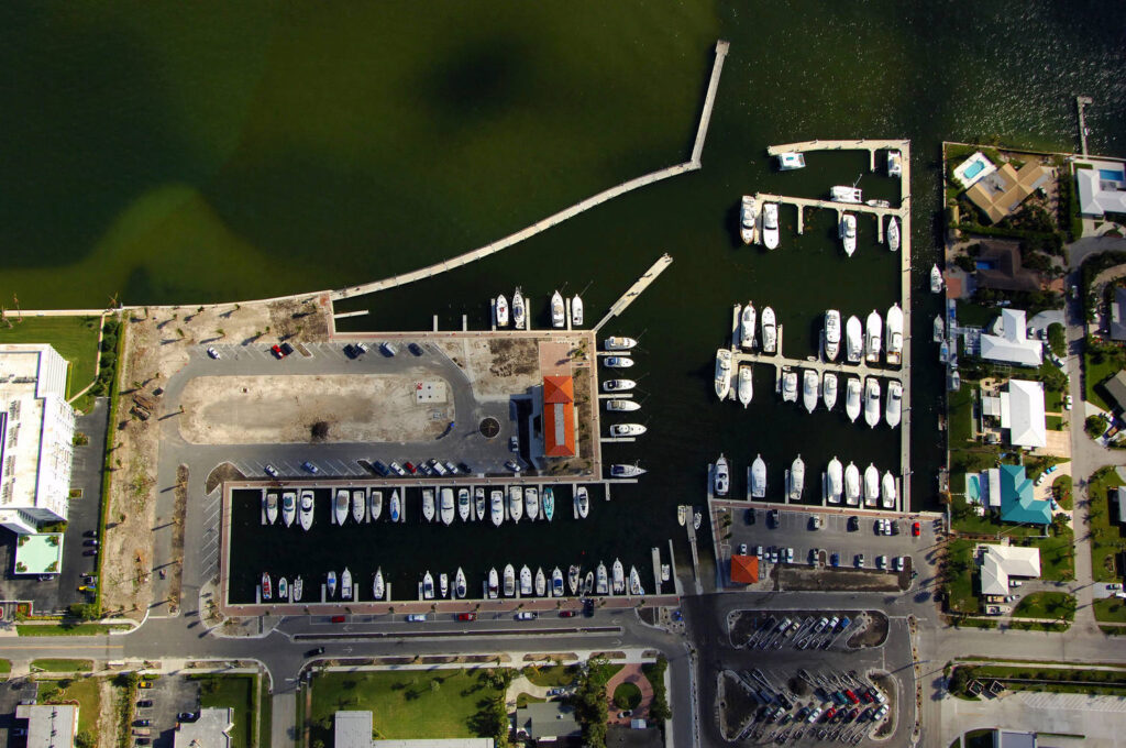 Lake Park Harbor Marina 